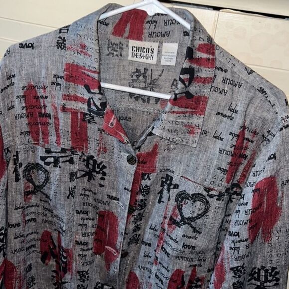 Women's Top Chico's Design Gray Button Front Love Languages 100% Linen Size 2 - Picture 3 of 4